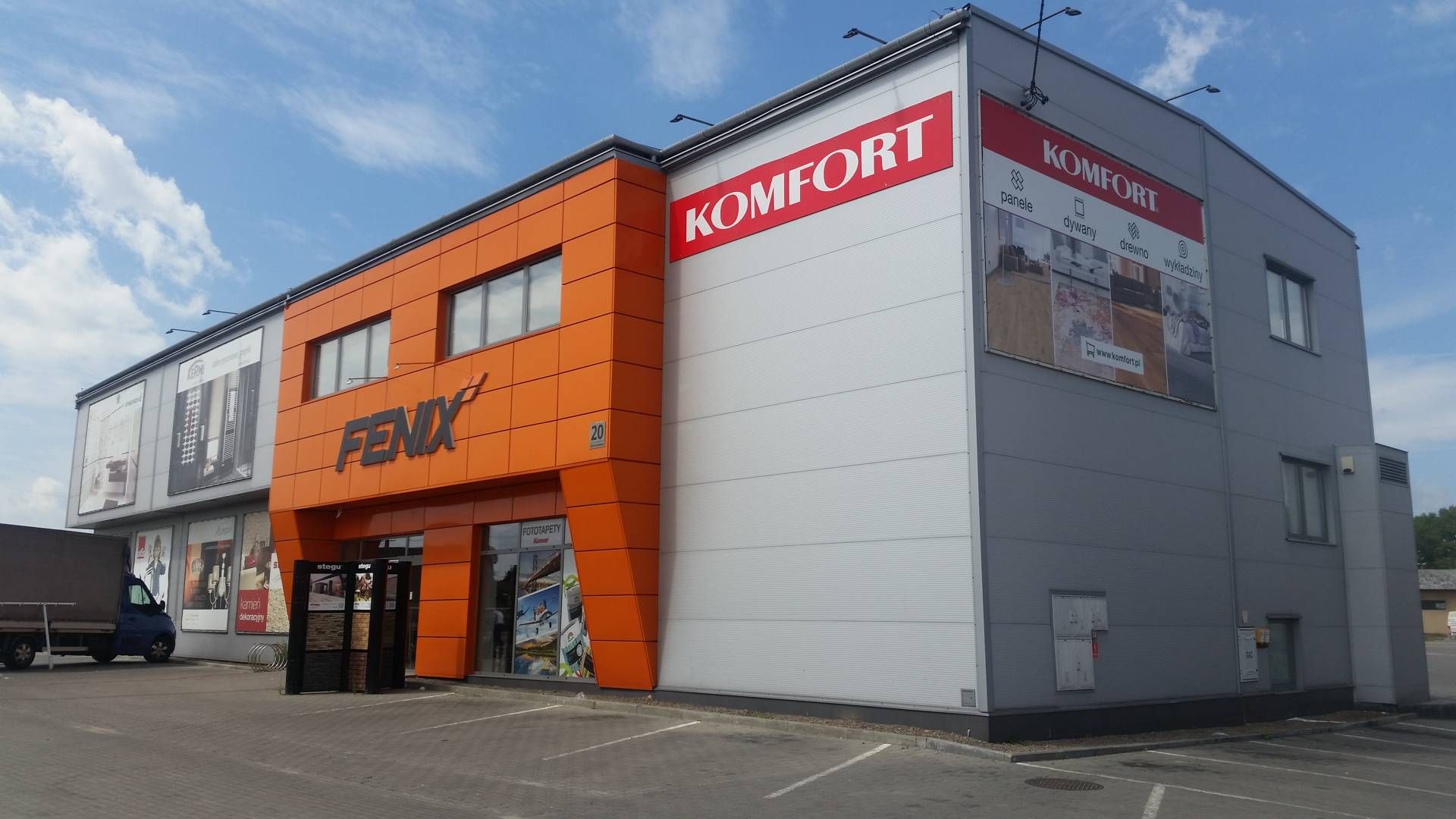 Budowa sklepu Fenix w Łukowie